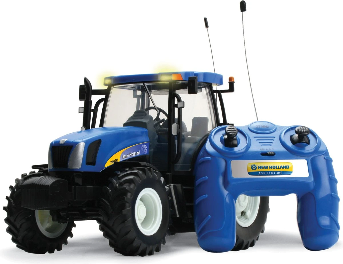 Britains Big Farm New-Holland RC Tractor 3 Britains Big Farm New-Holland RC Tractor