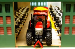 Kidsglobe Loopstal Koeienstal 1 : 32 11 Kidsglobe Loopstal Koeienstal 1 : 32 -Speelgoed Speciaal Winkel liboxenstal kidsglobe 610540 2 1