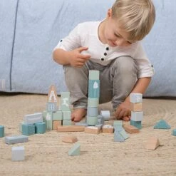 Little Dutch Houten Blokkenton Blauw LittleDutch 12 Little Dutch Houten Blokkenton Blauw LittleDutch -Speelgoed Speciaal Winkel little dutch 4413 blauw houten blokken in ton 3