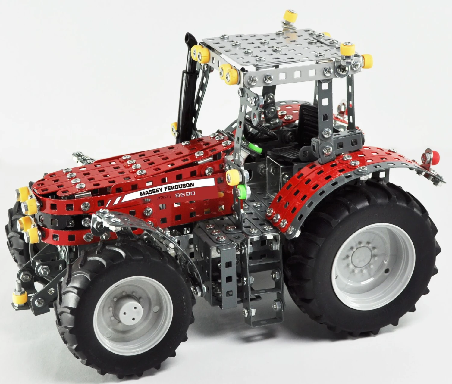 Tronico Profi Massey Ferguson MF8690 – 1 : 16 5 Tronico Profi Massey Ferguson MF8690 – 1 : 16 - Afbeelding 3