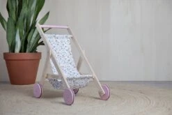 Little Dutch Poppenbuggy Spring Flowers 8 Little Dutch Poppenbuggy Spring Flowers -Speelgoed Speciaal Winkel poppenbuggy little dutch pink flowers 2
