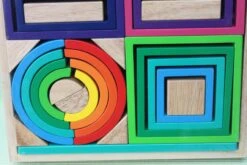 Goki 58655 Bouwstenenset Regenboog In Houten Kist -Speelgoed Speciaal Winkel regenboog bouwblokken goki 58655 2 scaled 1