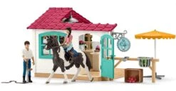 Schleich 42592 Ruitercafe HorseClub 10 Schleich 42592 Ruitercafe HorseClub -Speelgoed Speciaal Winkel schleich 42519 ruiters cafe 1